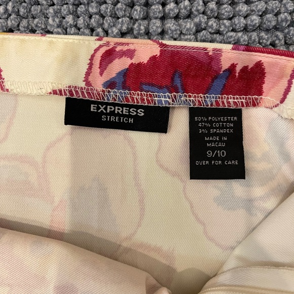 Express Mini Skirt - Picture 3 of 3